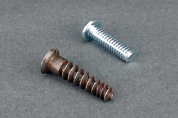 Hand made screw compared to machine made